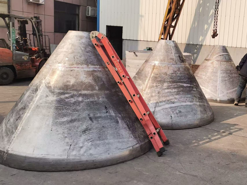 锥形封头(图1) 锥形封头(图1)