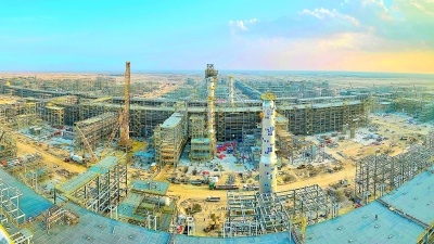 五建公司沙特马赞天然气处理项目工艺管道焊接突破10万寸大关(图1)